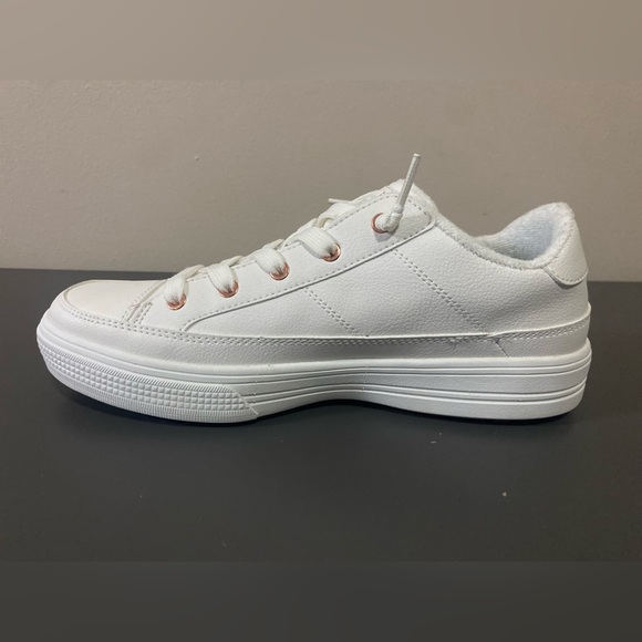 NWOT Skechers Women's Arch FIT Arcade-ON My Way Sneaker, White, Size 9, I77189 - Picture 11 of 14
